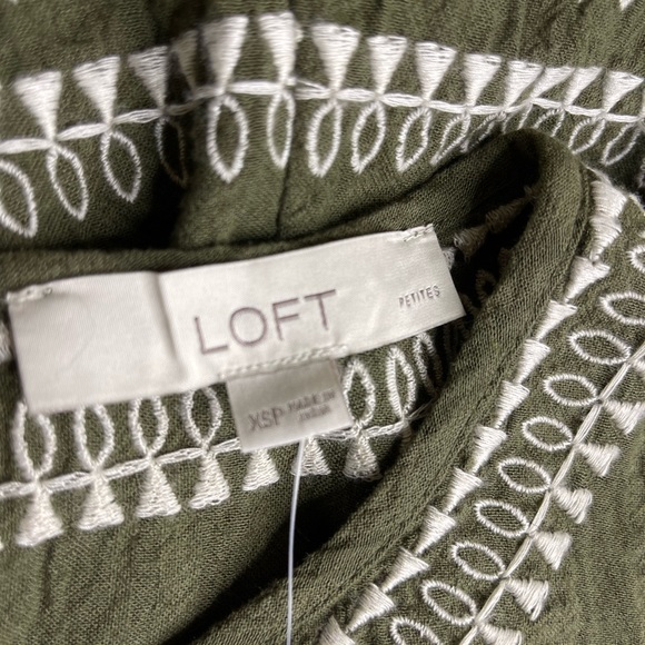 HP!!! 🎉🎉🎉🎊🎊🎊🎊 Loft Embroidered Top - Picture 6 of 6